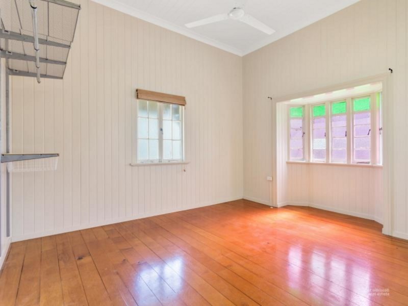 60 Charles Street, Berserker QLD 4701